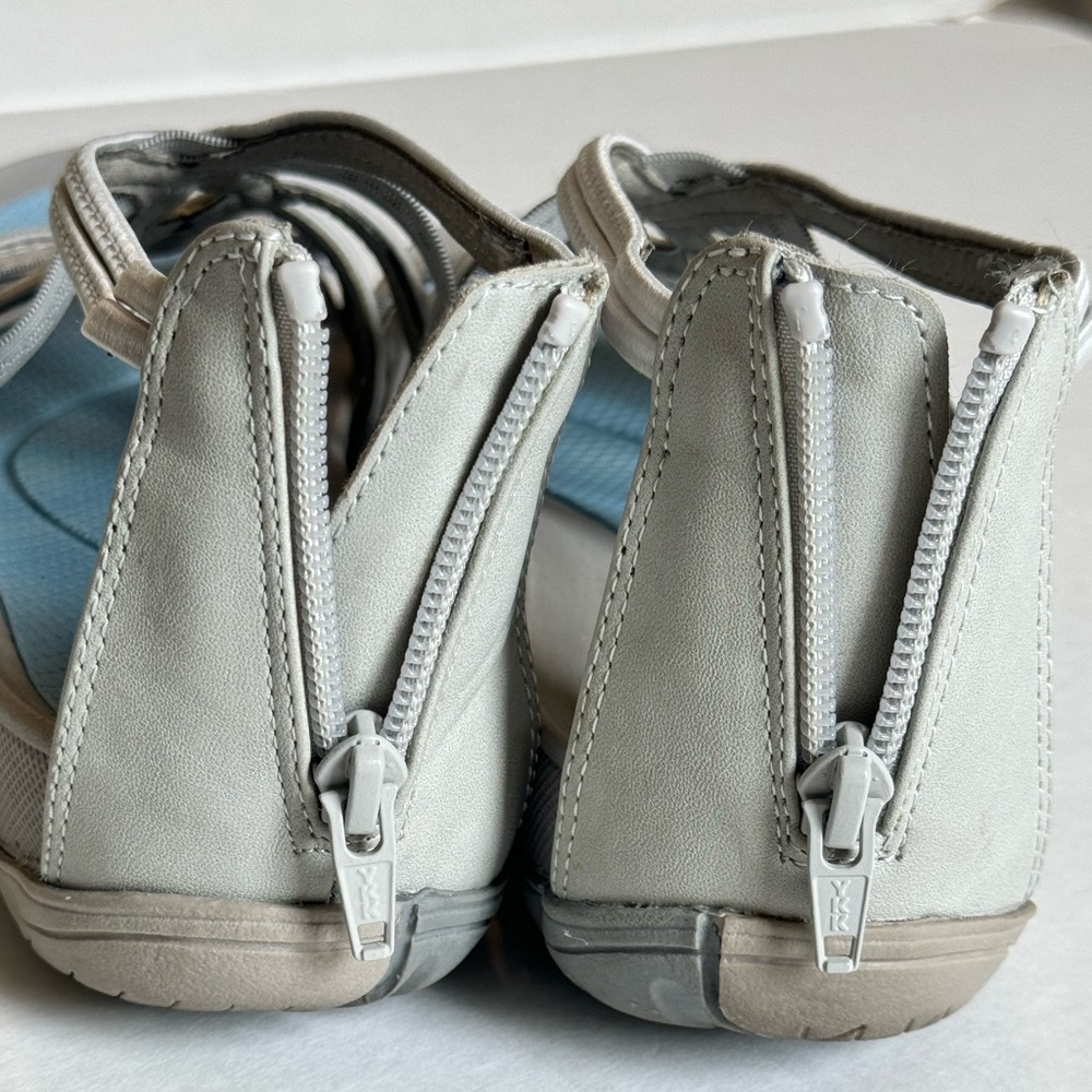BARETRAPS WOMENS SOLAURA OPEN TOE STRAPPY SANDALS. EXCELLENT CONDITION! - Picture 4 of 13